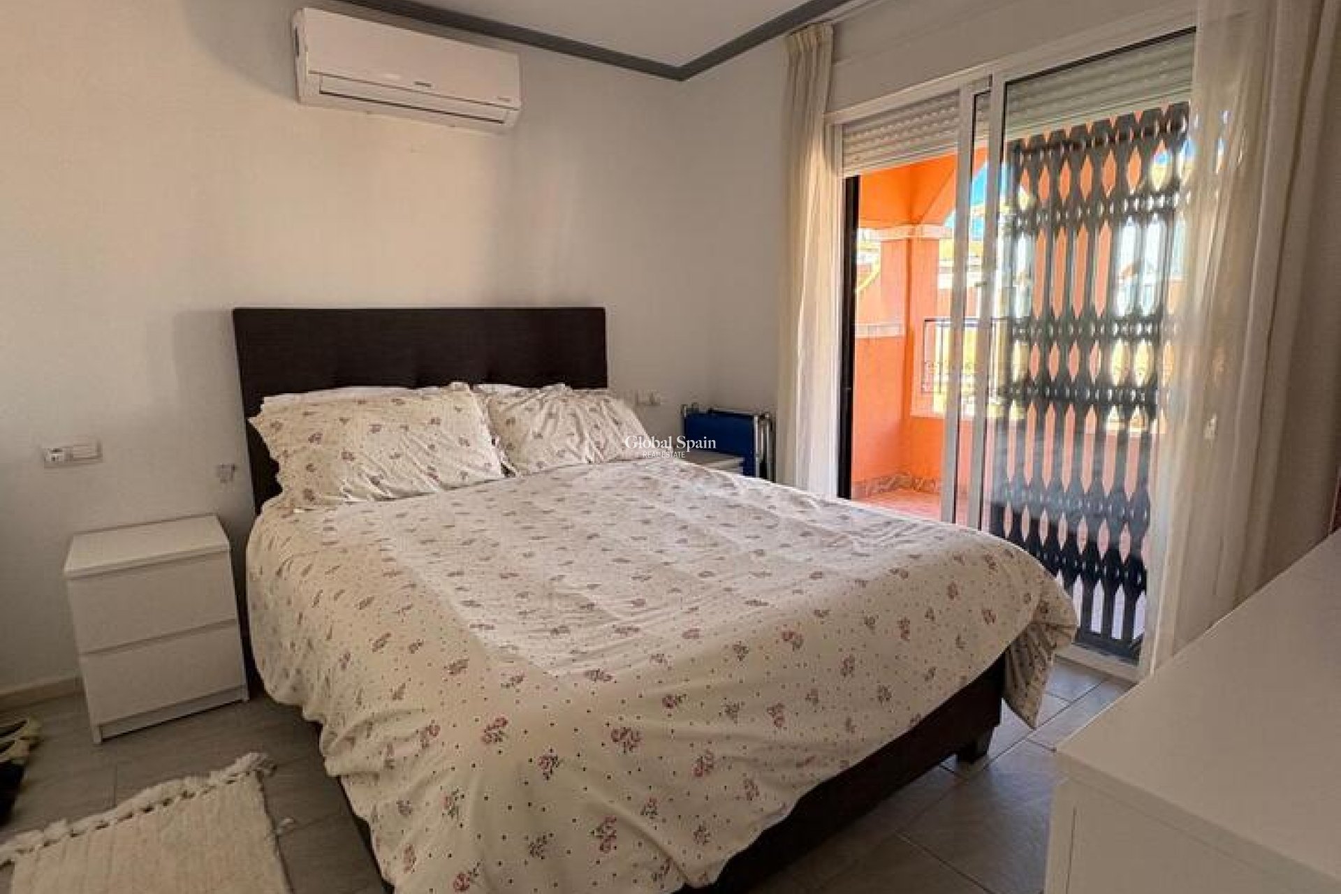 Odsprzedaż - PENTHOUSE -
PLAYA FLAMENCA - Costa Blanca