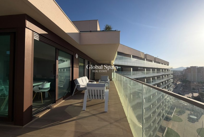 Odsprzedaż - PENTHOUSE -
PLAYA HONDA - 