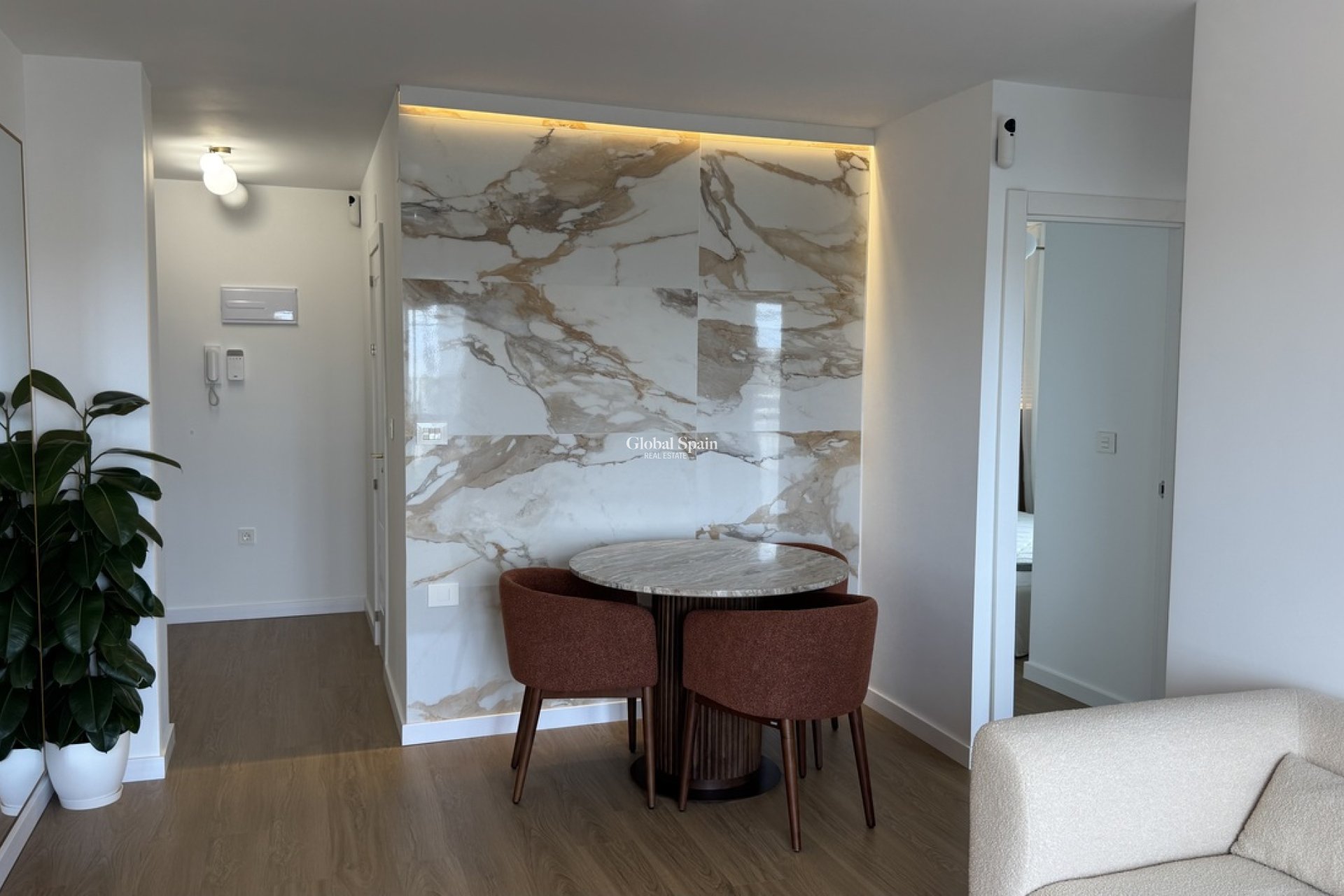 Odsprzedaż - PENTHOUSE -
PUNTA PRIMA - Costa Blanca