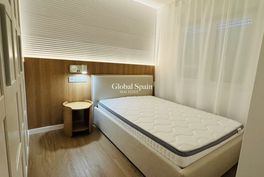 Odsprzedaż - PENTHOUSE -
PUNTA PRIMA - Costa Blanca