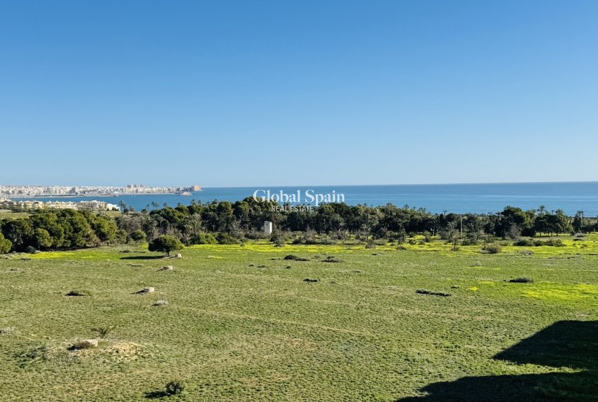 Odsprzedaż - PENTHOUSE -
PUNTA PRIMA - Costa Blanca