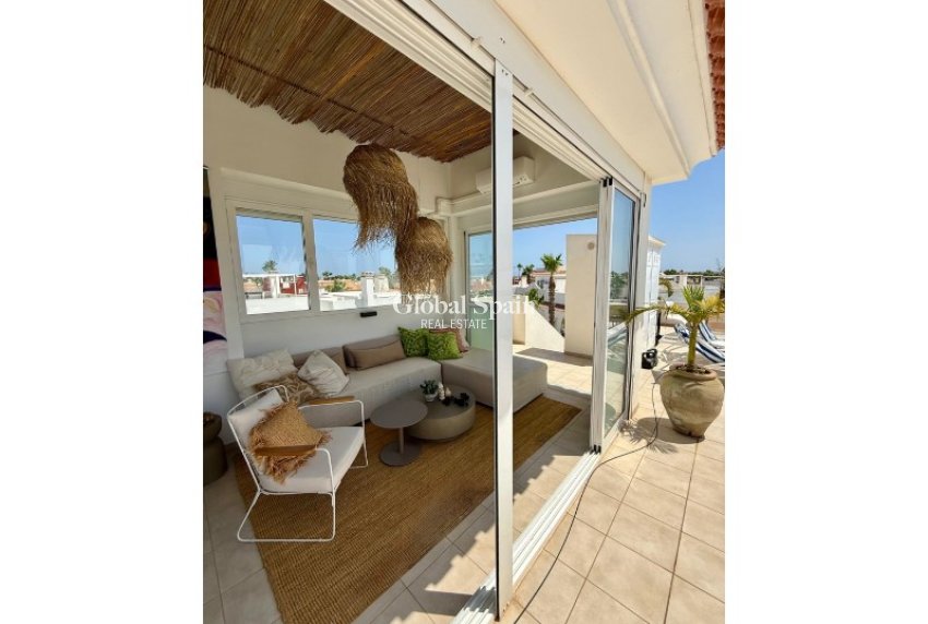 Odsprzedaż - PENTHOUSE -
ROJALES - Inland