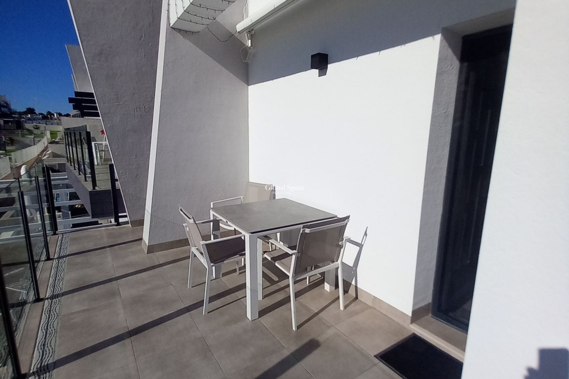 Odsprzedaż - PENTHOUSE -
SAN MIGUEL DE SALINAS - Costa Blanca