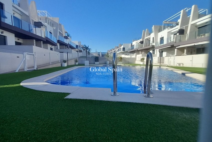 Odsprzedaż - PENTHOUSE -
SAN MIGUEL DE SALINAS - Costa Blanca