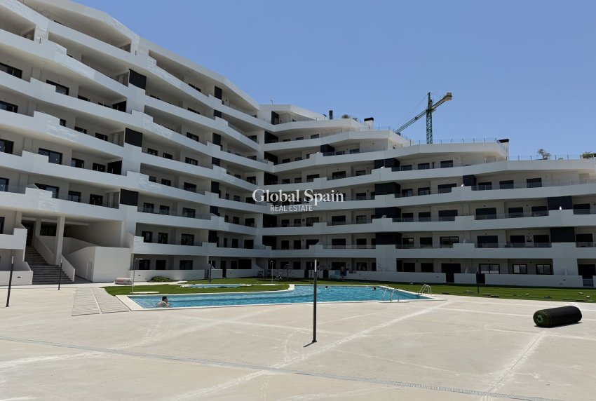 Odsprzedaż - PENTHOUSE -
SAN MIGUEL DE SALINAS - Inland