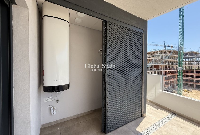 Odsprzedaż - PENTHOUSE -
SAN MIGUEL DE SALINAS - Inland