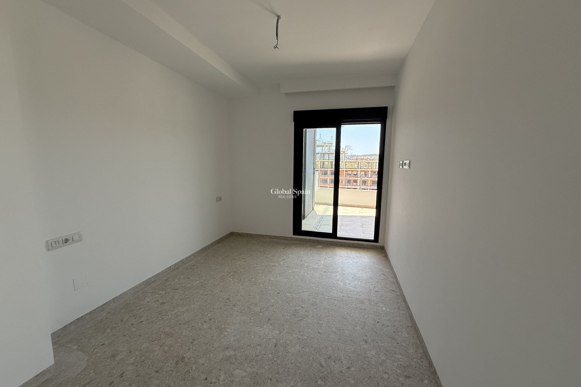Odsprzedaż - PENTHOUSE -
SAN MIGUEL DE SALINAS - Inland