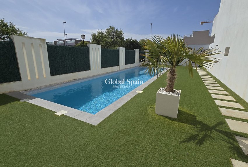 Odsprzedaż - PENTHOUSE -
SAN PEDRO DEL PINATAR - 