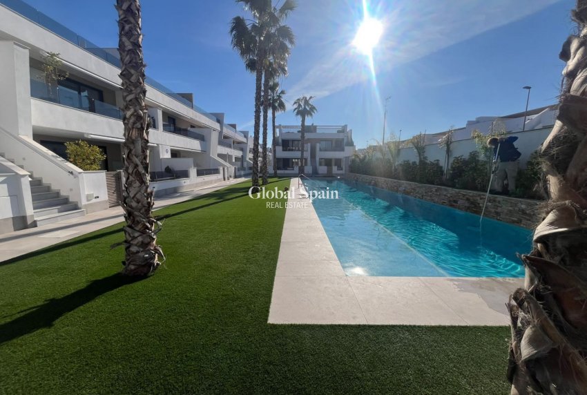 Odsprzedaż - PENTHOUSE -
SAN PEDRO DEL PINATAR - 
