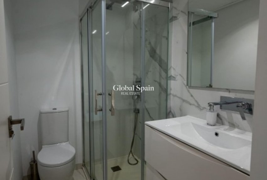 Odsprzedaż - PENTHOUSE -
TORRE DE LA HORADADA - Costa Blanca