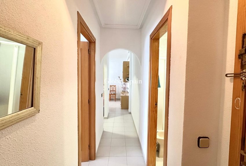 Odsprzedaż - PENTHOUSE -
TORREVIEJA - Acequion