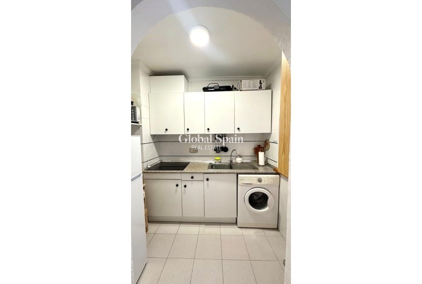 Odsprzedaż - PENTHOUSE -
TORREVIEJA - Acequion