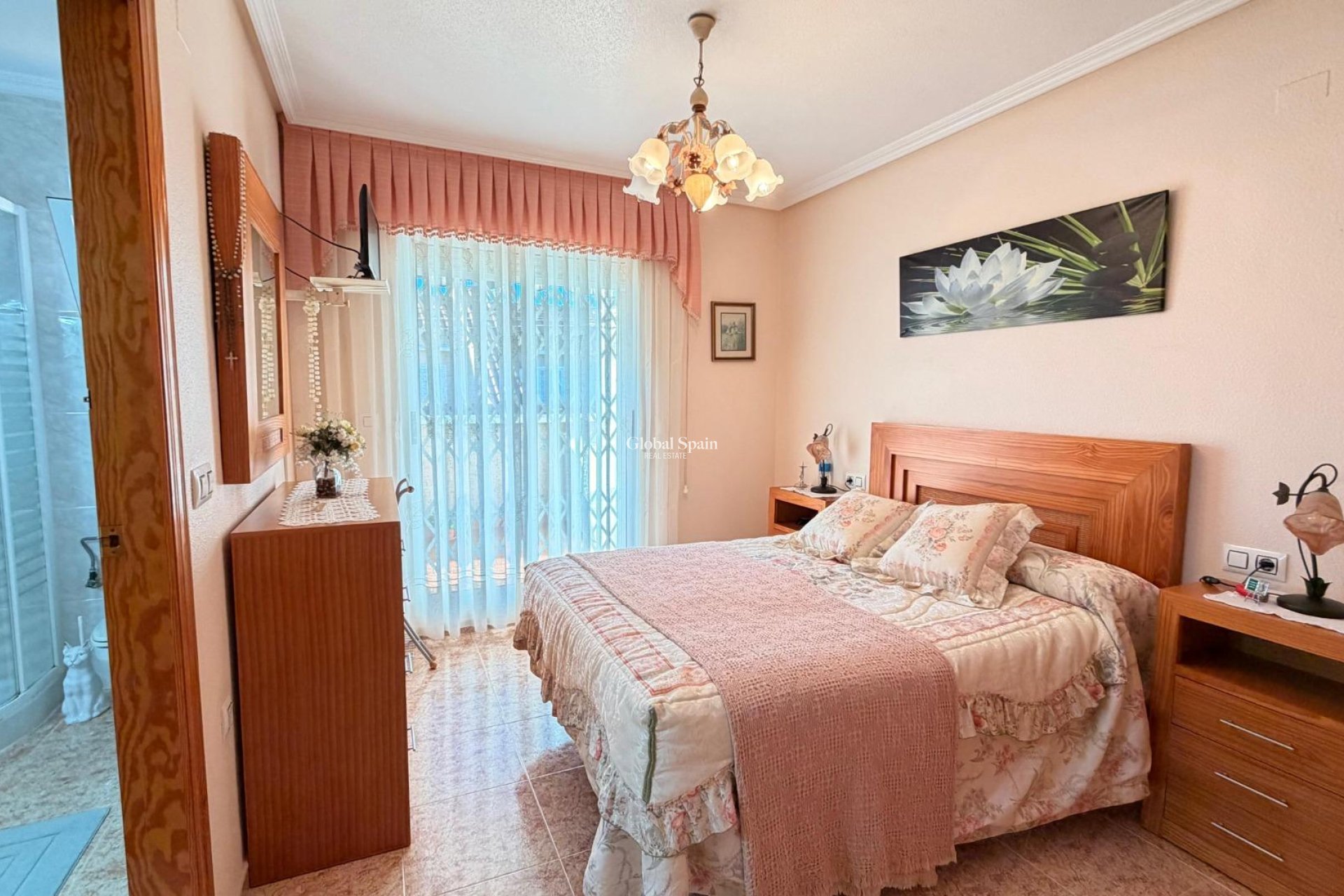 Odsprzedaż - PENTHOUSE -
TORREVIEJA - Acequion