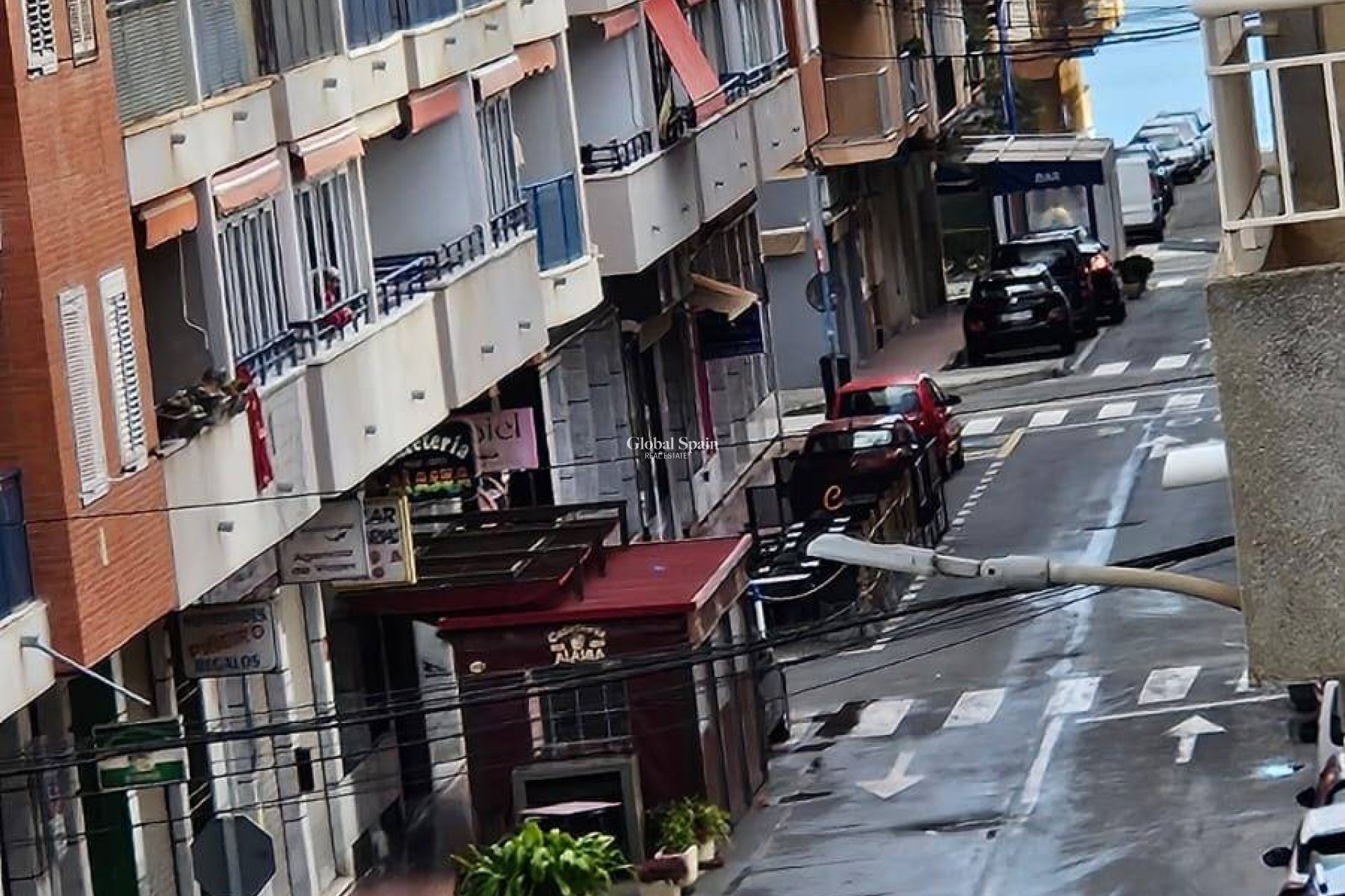 Odsprzedaż - PENTHOUSE -
TORREVIEJA - Acequion