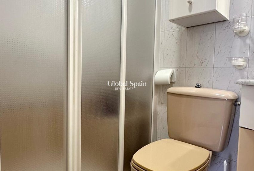 Odsprzedaż - PENTHOUSE -
TORREVIEJA - Acequion