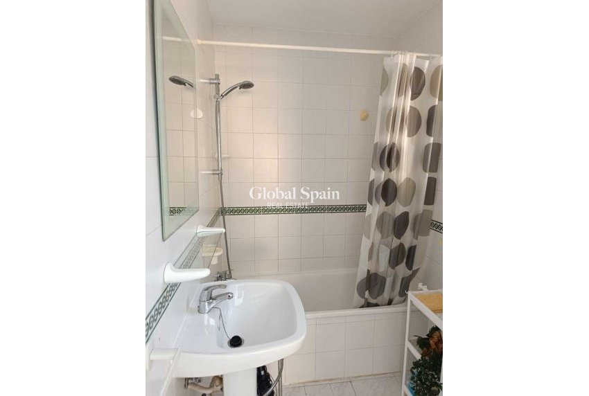 Odsprzedaż - PENTHOUSE -
TORREVIEJA - Auguas Neuvas