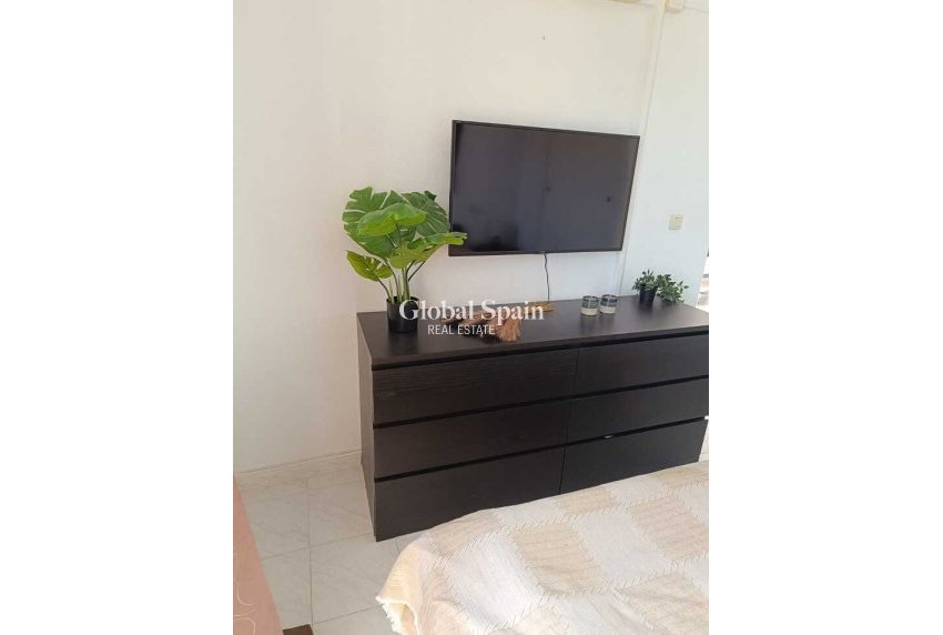 Odsprzedaż - PENTHOUSE -
TORREVIEJA - Auguas Neuvas