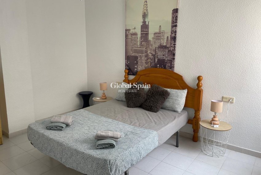 Odsprzedaż - PENTHOUSE -
TORREVIEJA - Center