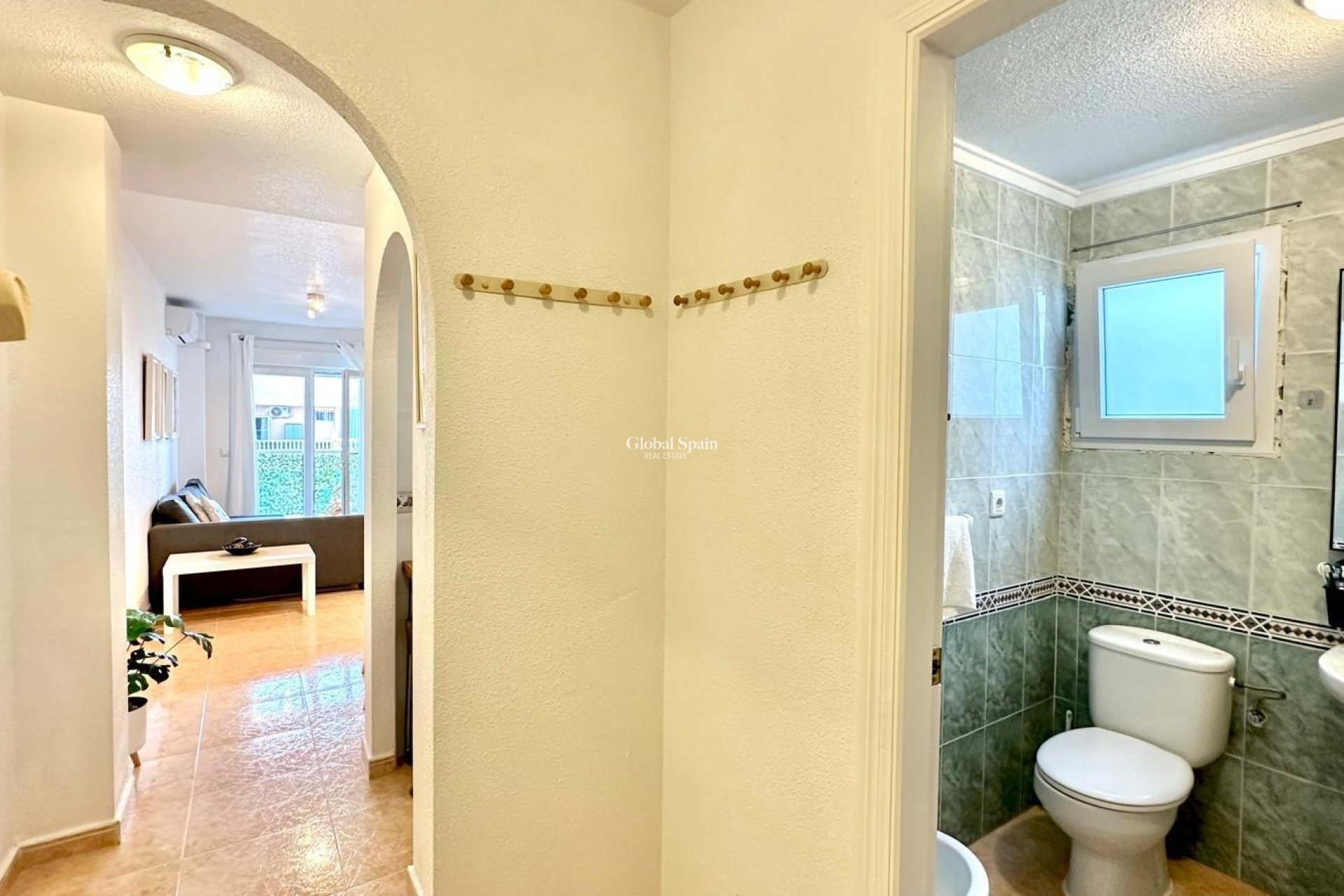 Odsprzedaż - PENTHOUSE -
TORREVIEJA - Center