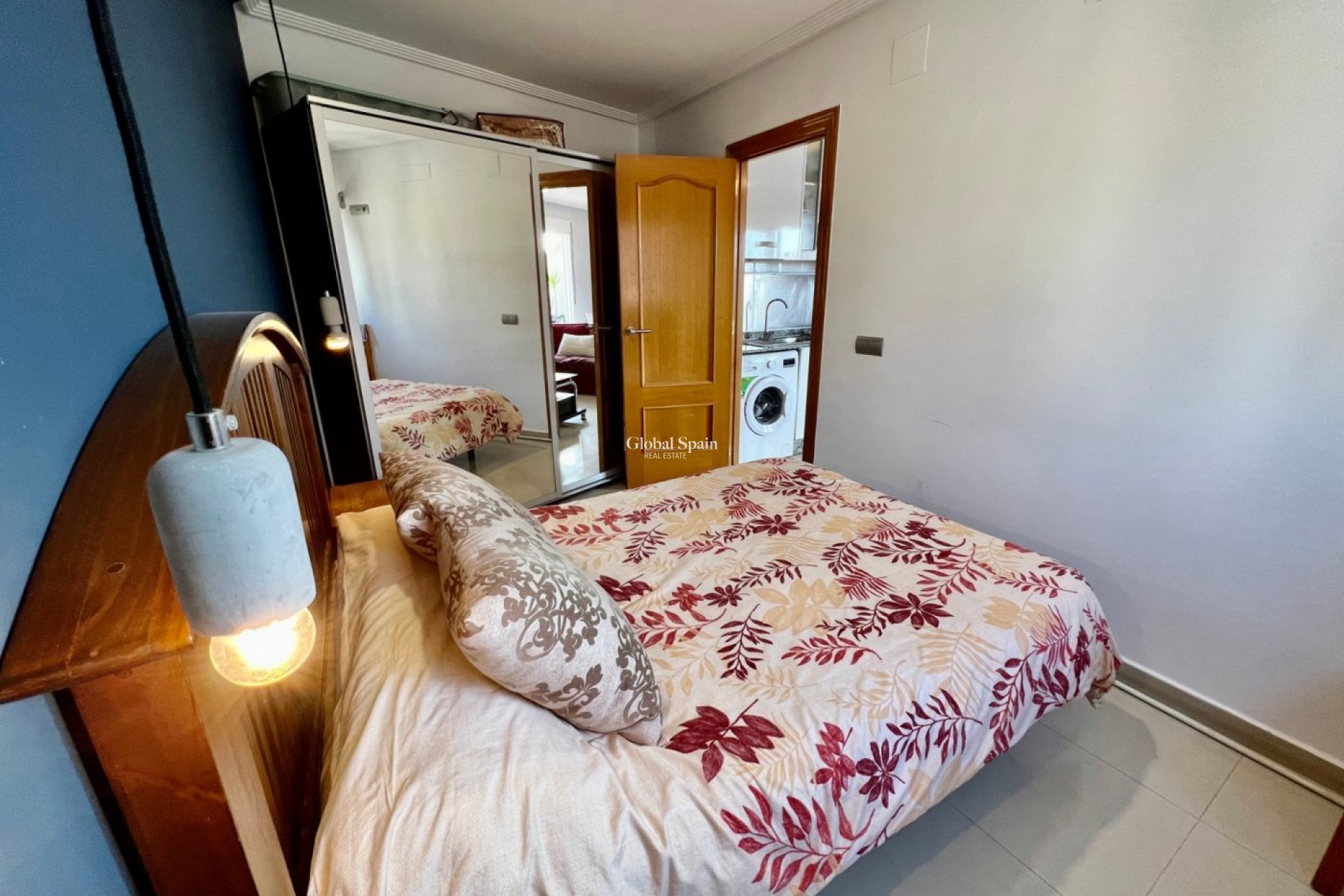 Odsprzedaż - PENTHOUSE -
TORREVIEJA - Center