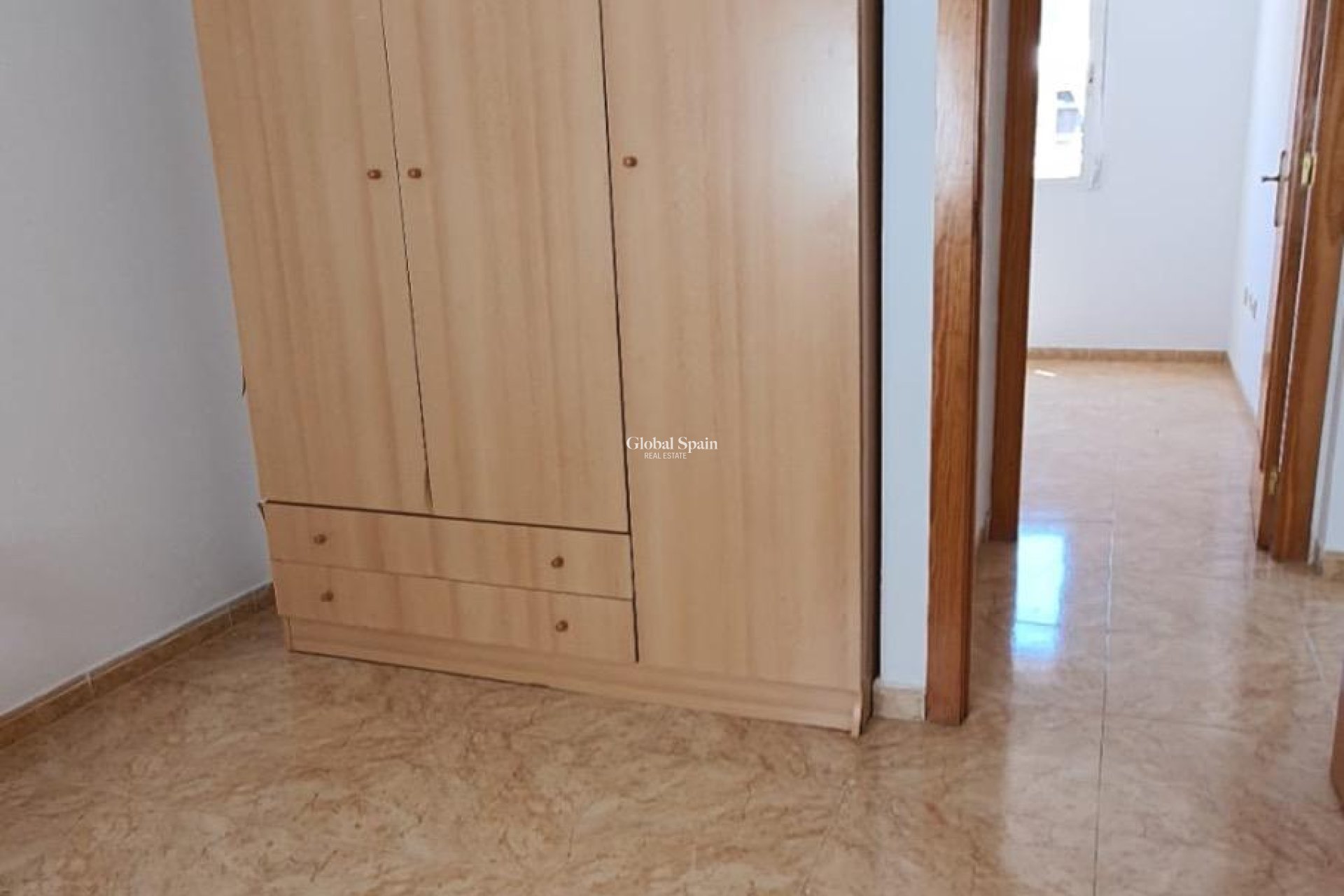 Odsprzedaż - PENTHOUSE -
TORREVIEJA - Center