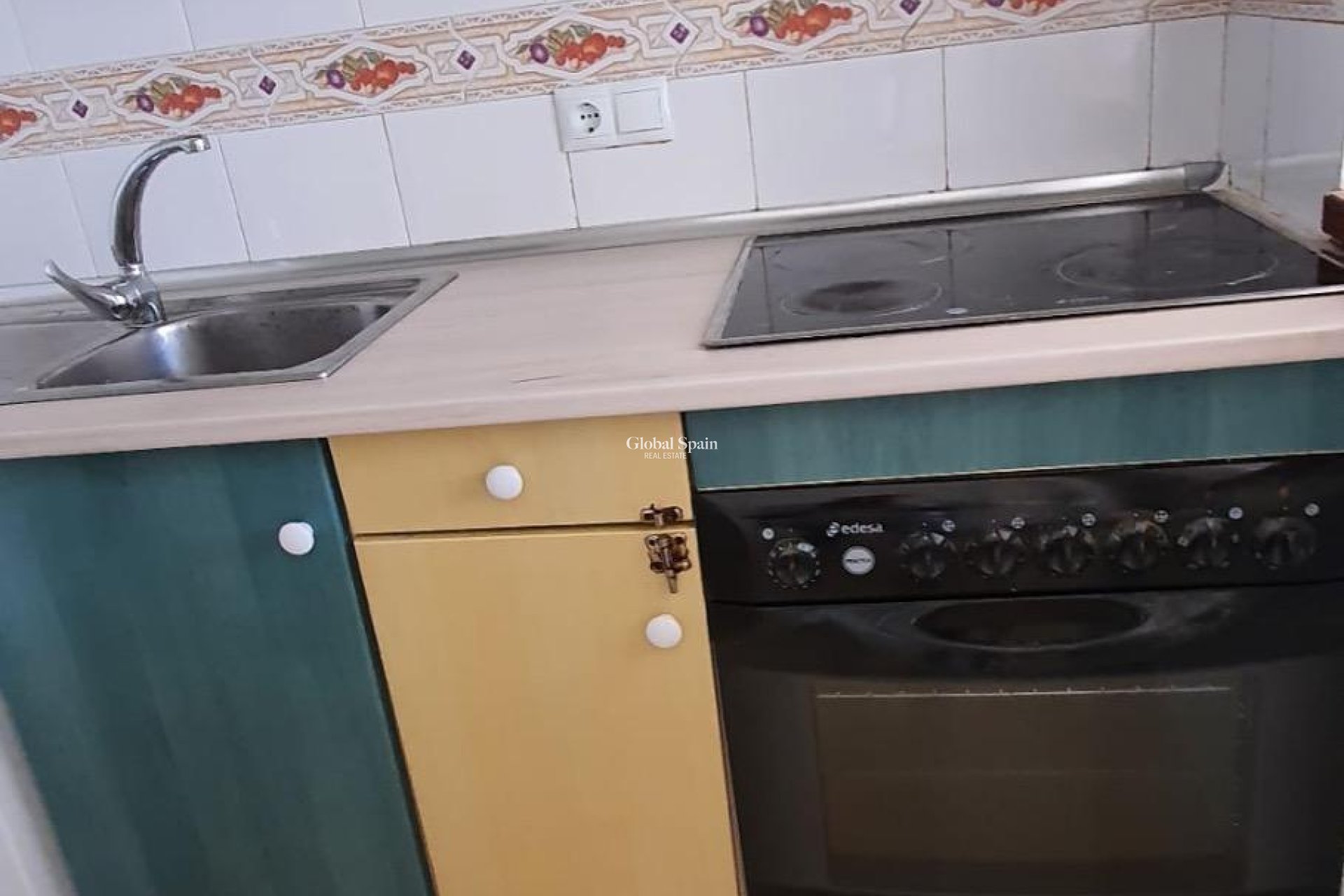 Odsprzedaż - PENTHOUSE -
TORREVIEJA - Center