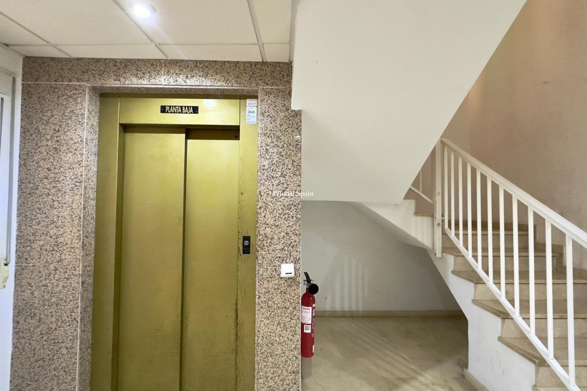 Odsprzedaż - PENTHOUSE -
TORREVIEJA - Center