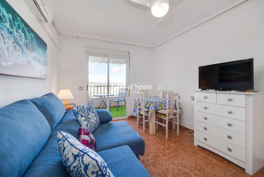 Odsprzedaż - PENTHOUSE -
TORREVIEJA - Center