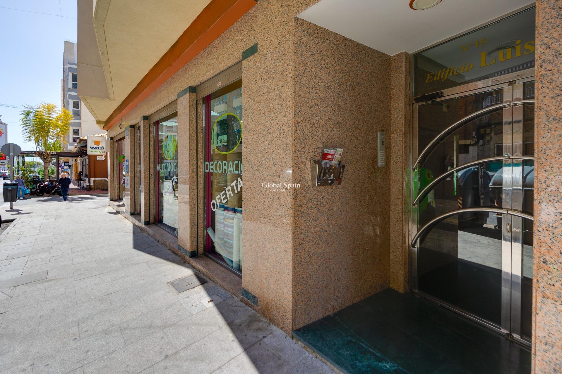 Odsprzedaż - PENTHOUSE -
TORREVIEJA - Center