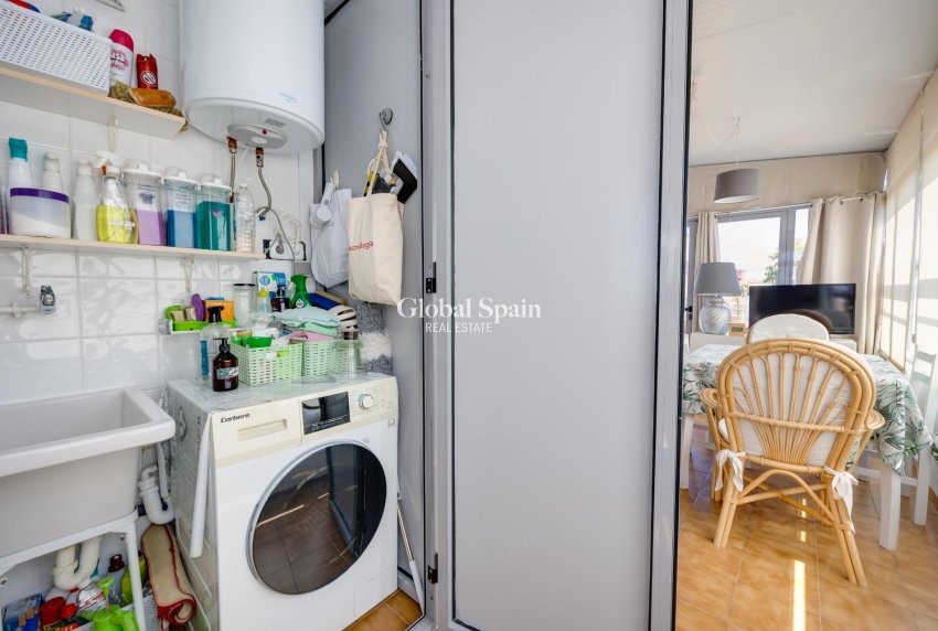 Odsprzedaż - PENTHOUSE -
TORREVIEJA - Center