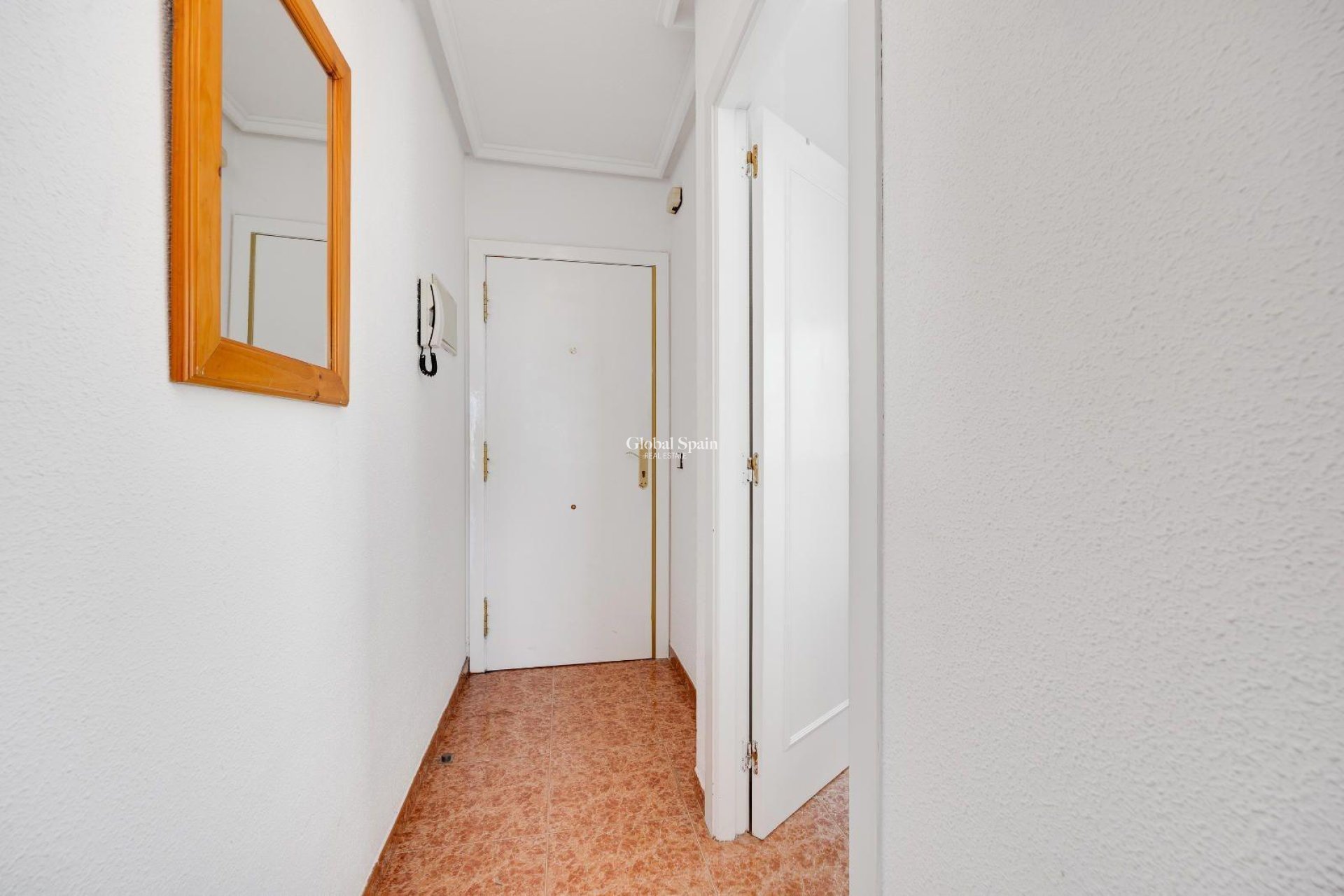 Odsprzedaż - PENTHOUSE -
TORREVIEJA - Center