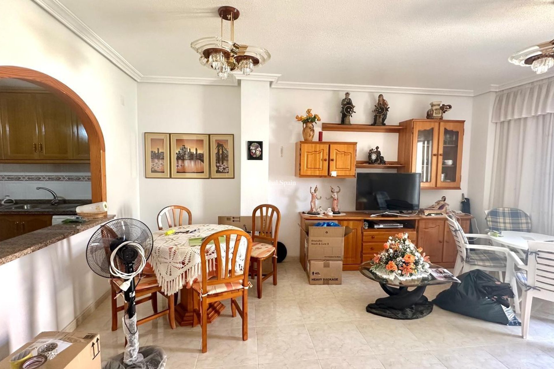 Odsprzedaż - PENTHOUSE -
TORREVIEJA - Center
