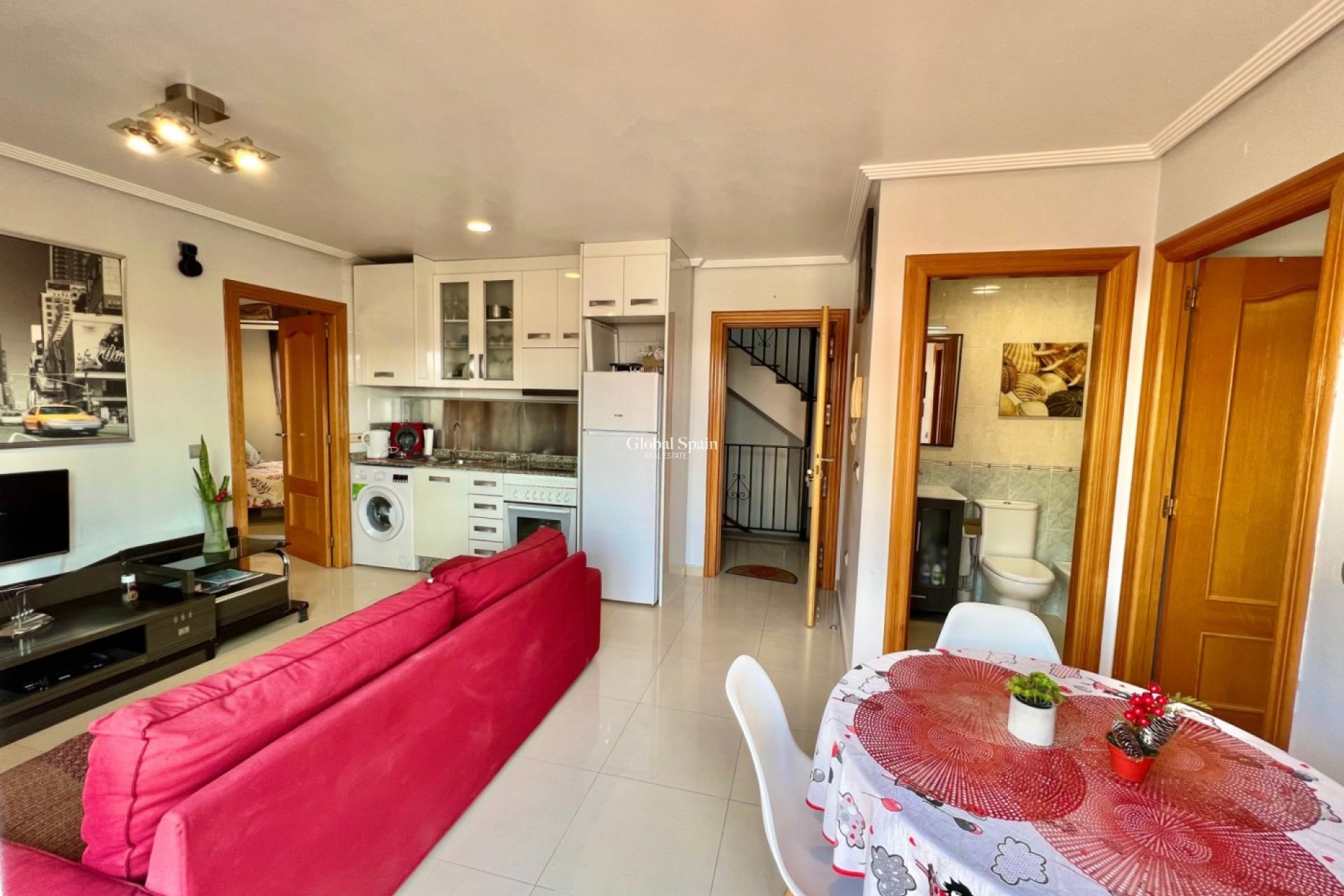 Odsprzedaż - PENTHOUSE -
TORREVIEJA - Center