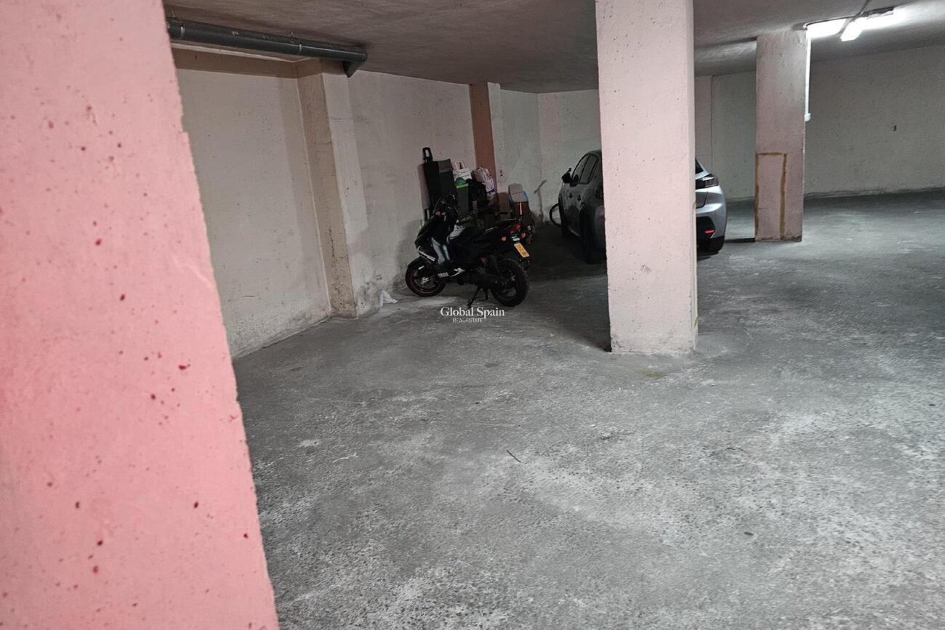 Odsprzedaż - PENTHOUSE -
TORREVIEJA - CENTRE