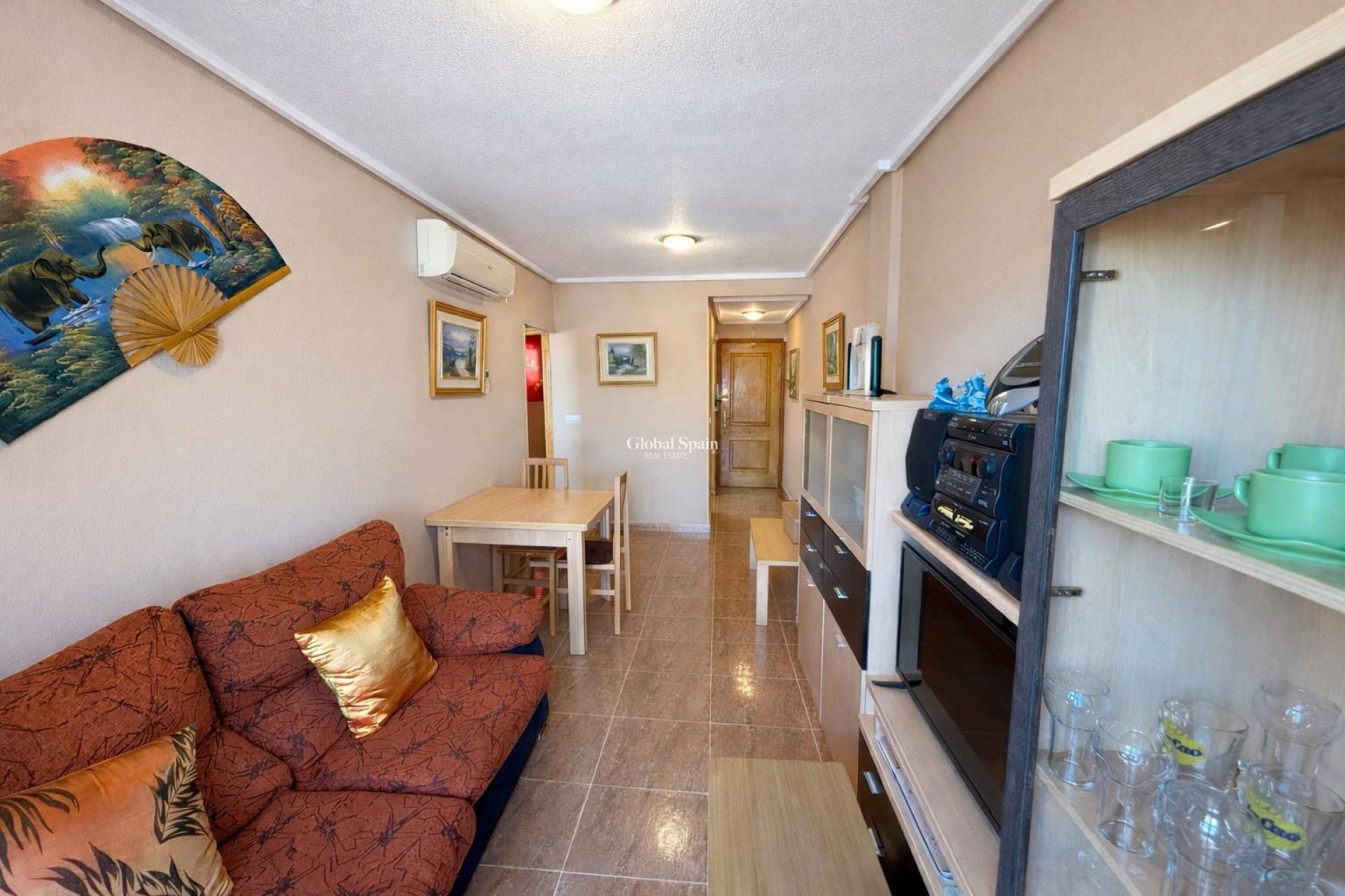 Odsprzedaż - PENTHOUSE -
TORREVIEJA - Centro