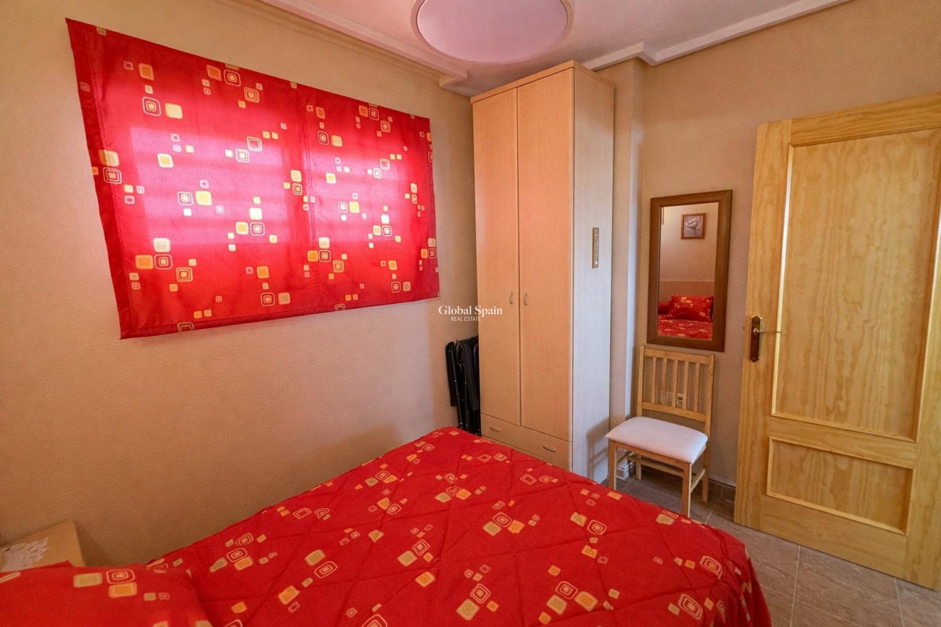 Odsprzedaż - PENTHOUSE -
TORREVIEJA - Centro