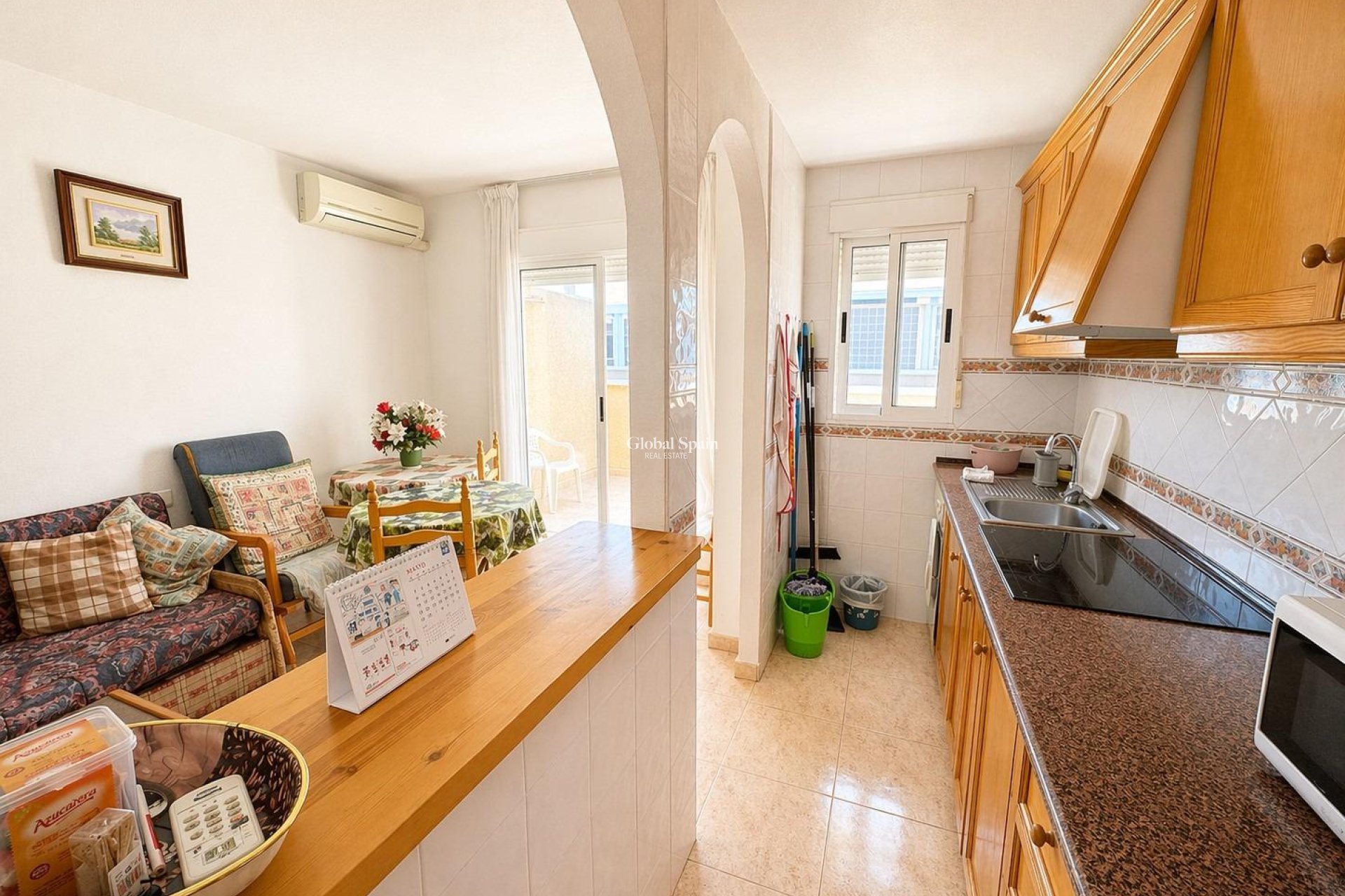 Odsprzedaż - PENTHOUSE -
TORREVIEJA - Centro
