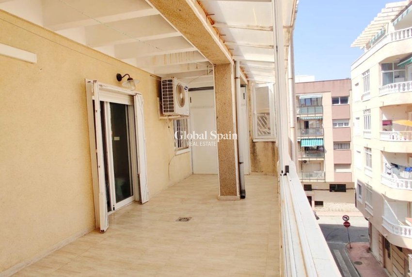 Odsprzedaż - PENTHOUSE -
TORREVIEJA - Curva Del Palangre
