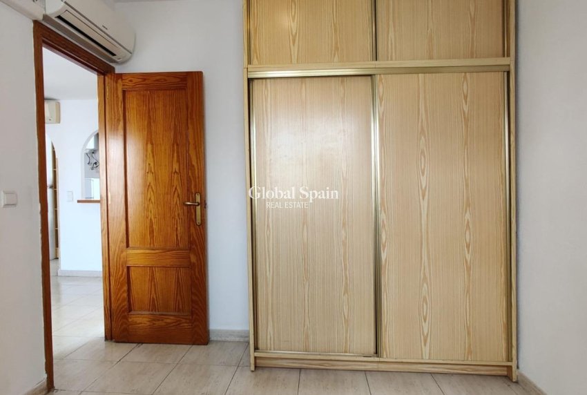 Odsprzedaż - PENTHOUSE -
TORREVIEJA - Curva Del Palangre