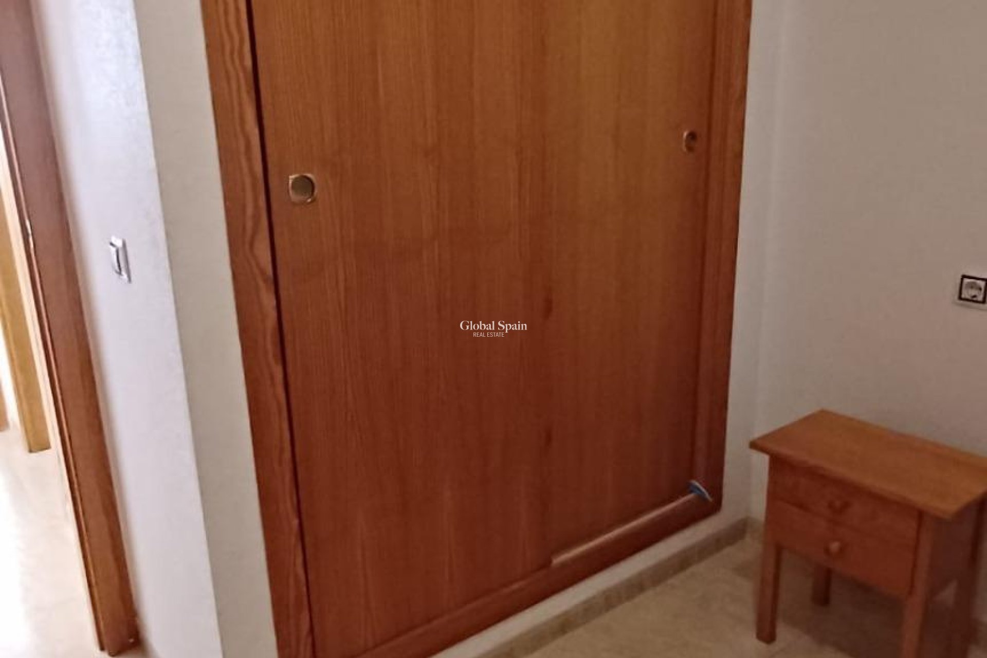 Odsprzedaż - PENTHOUSE -
TORREVIEJA - El molino