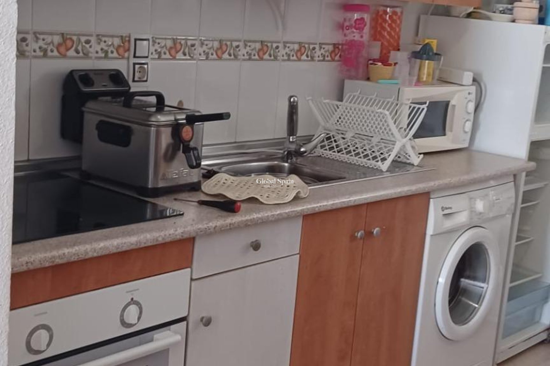 Odsprzedaż - PENTHOUSE -
TORREVIEJA - El molino
