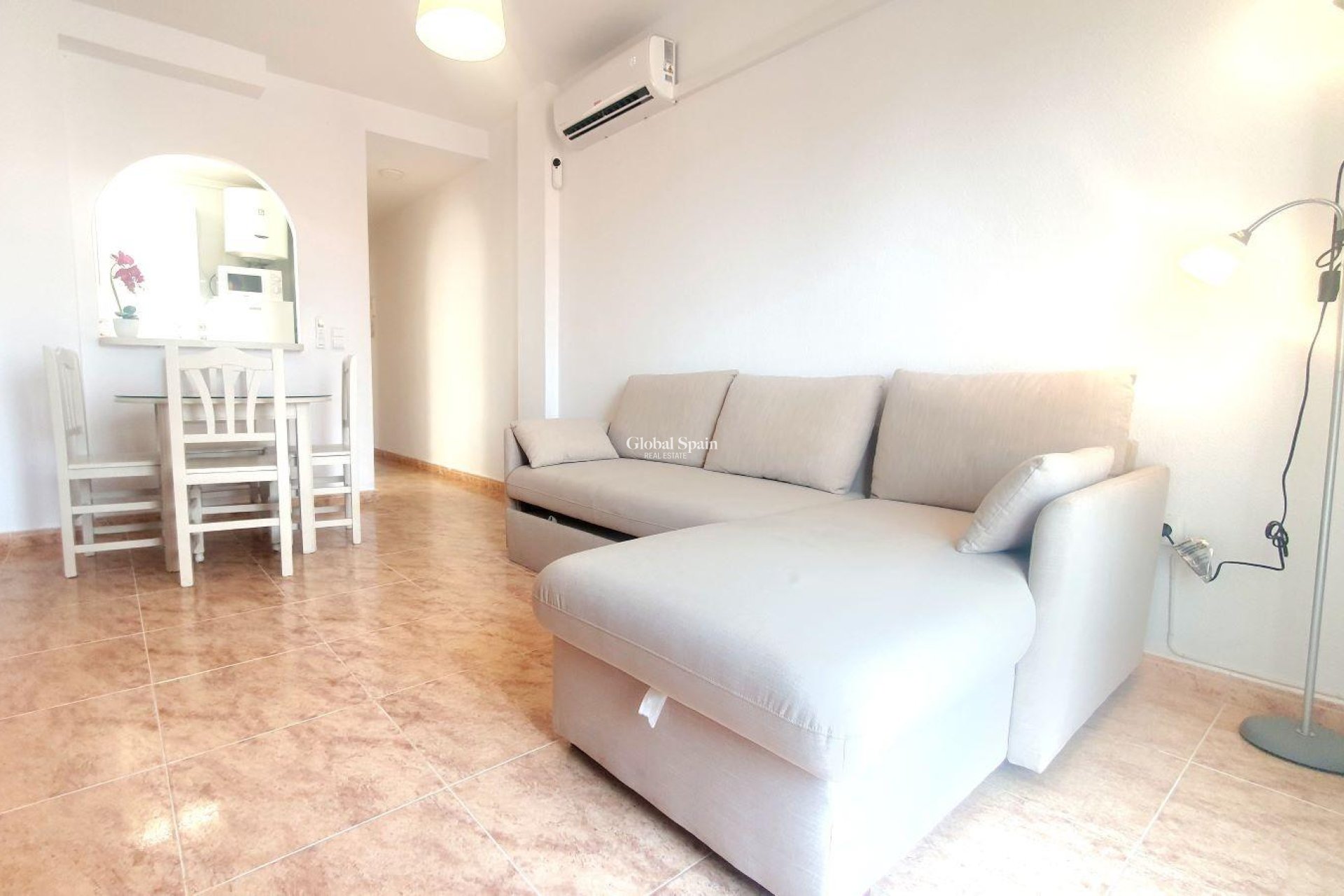 Odsprzedaż - PENTHOUSE -
TORREVIEJA - Estacion de autobuses