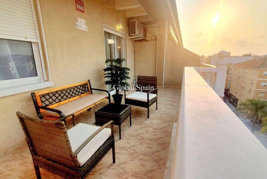 Odsprzedaż - PENTHOUSE -
TORREVIEJA - Estacion de autobuses