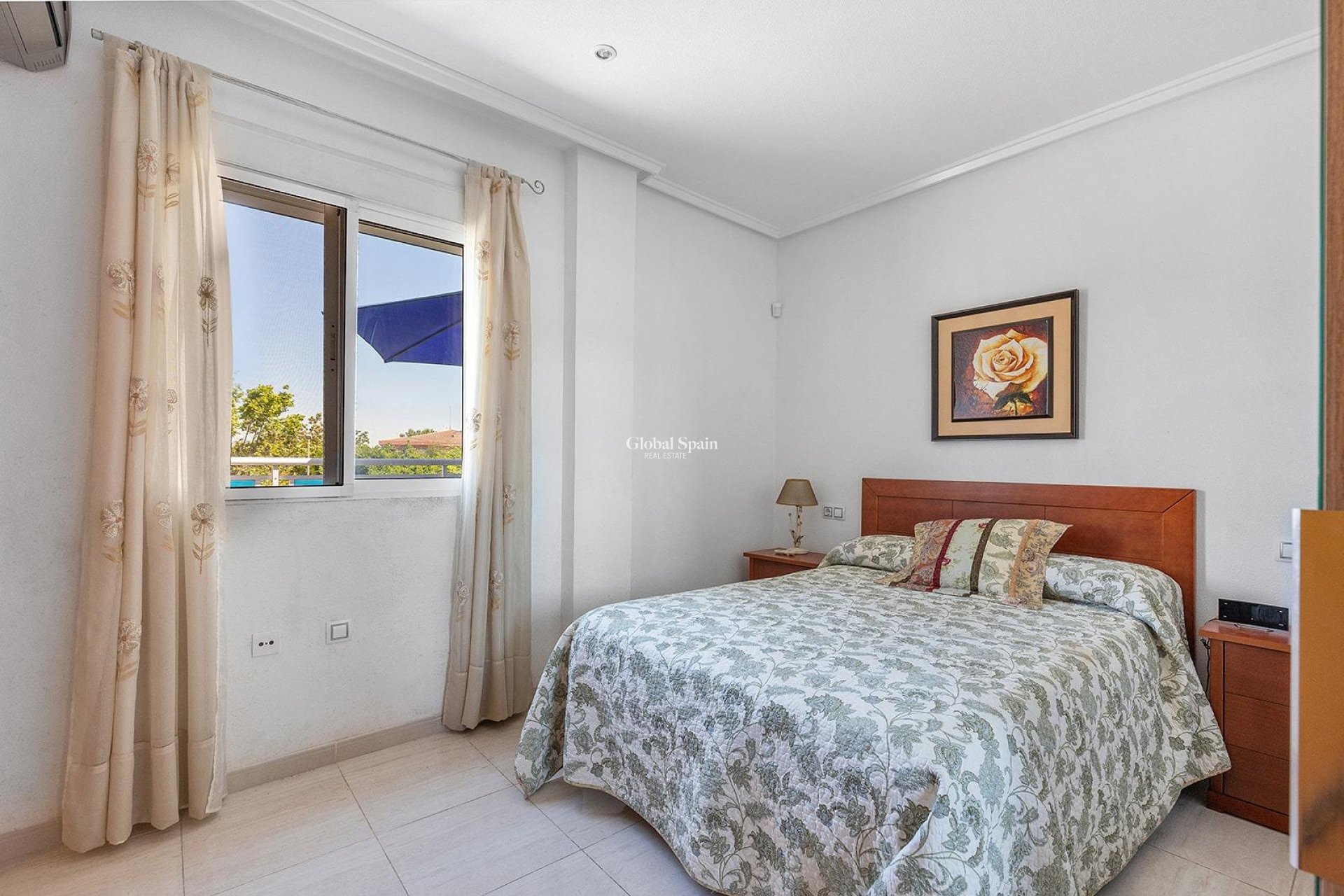 Odsprzedaż - PENTHOUSE -
TORREVIEJA - Estacion de autobuses