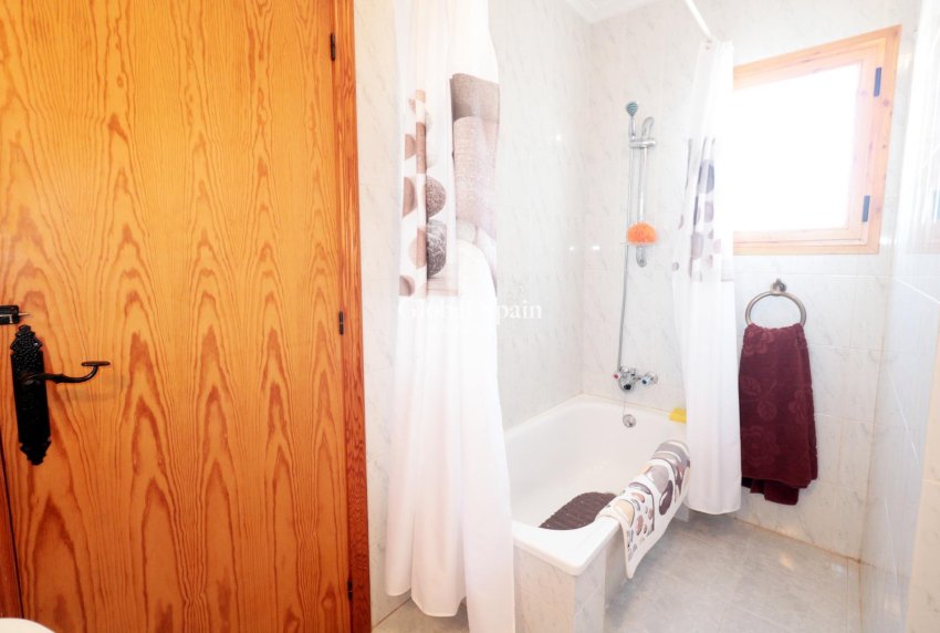 Odsprzedaż - PENTHOUSE -
TORREVIEJA - Habaneras