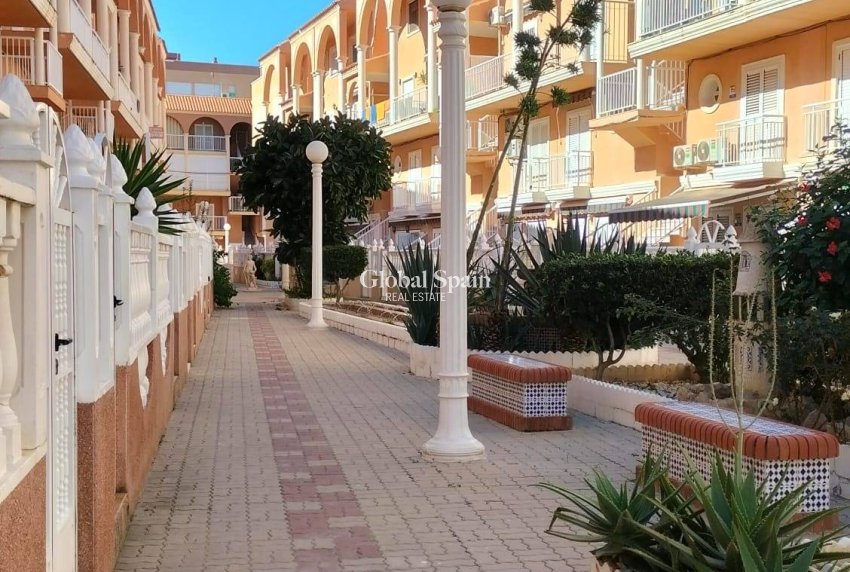 Odsprzedaż - PENTHOUSE -
TORREVIEJA - La Mata pueblo