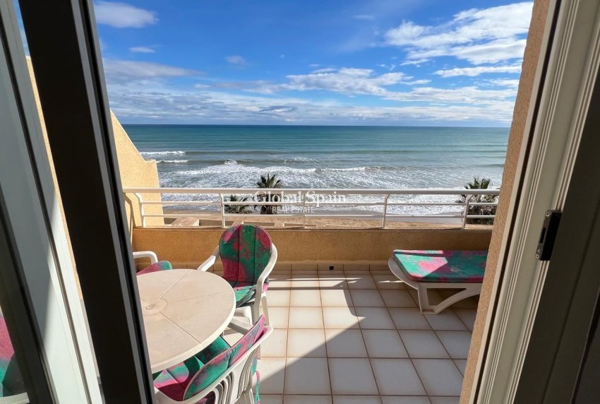 Odsprzedaż - PENTHOUSE -
TORREVIEJA - La Mata pueblo
