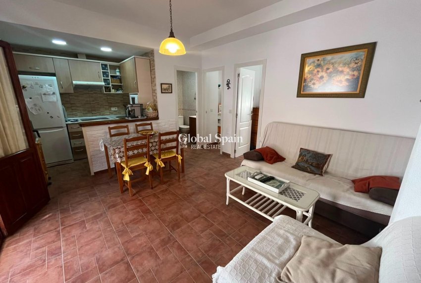 Odsprzedaż - PENTHOUSE -
TORREVIEJA - La Mata pueblo