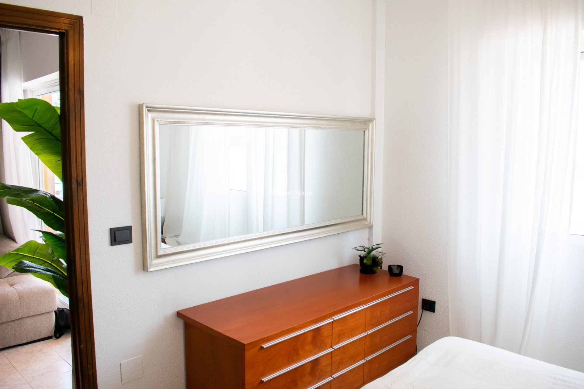 Odsprzedaż - PENTHOUSE -
TORREVIEJA - La Mata