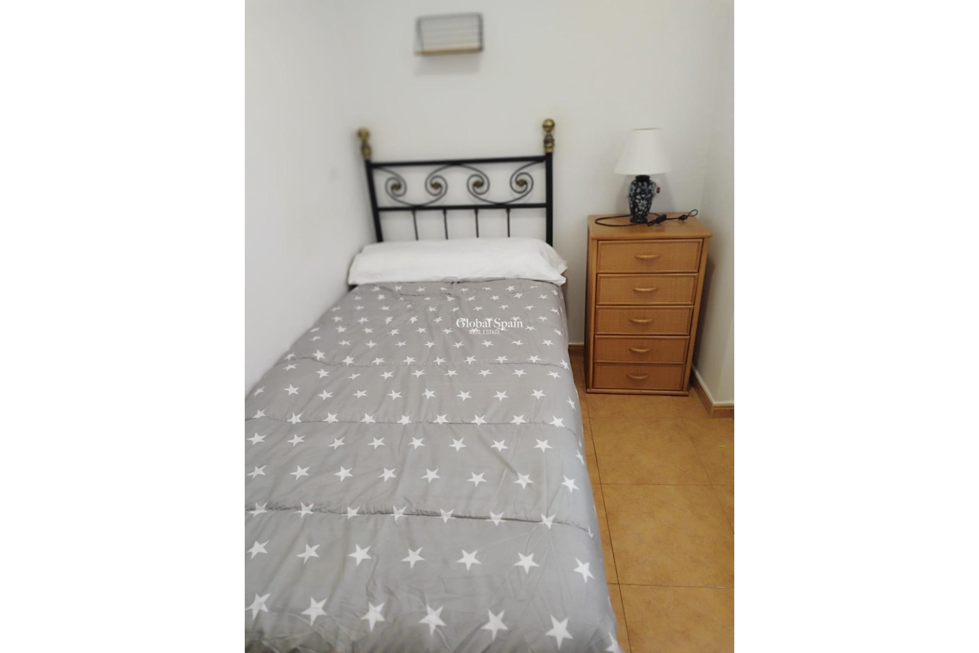 Odsprzedaż - PENTHOUSE -
TORREVIEJA - La Mata